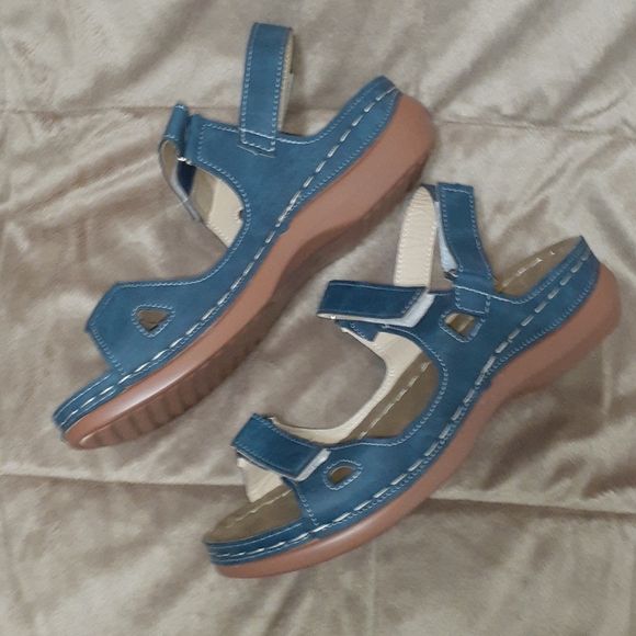 Comfortable sandals size 8 - Picture 7 of 11